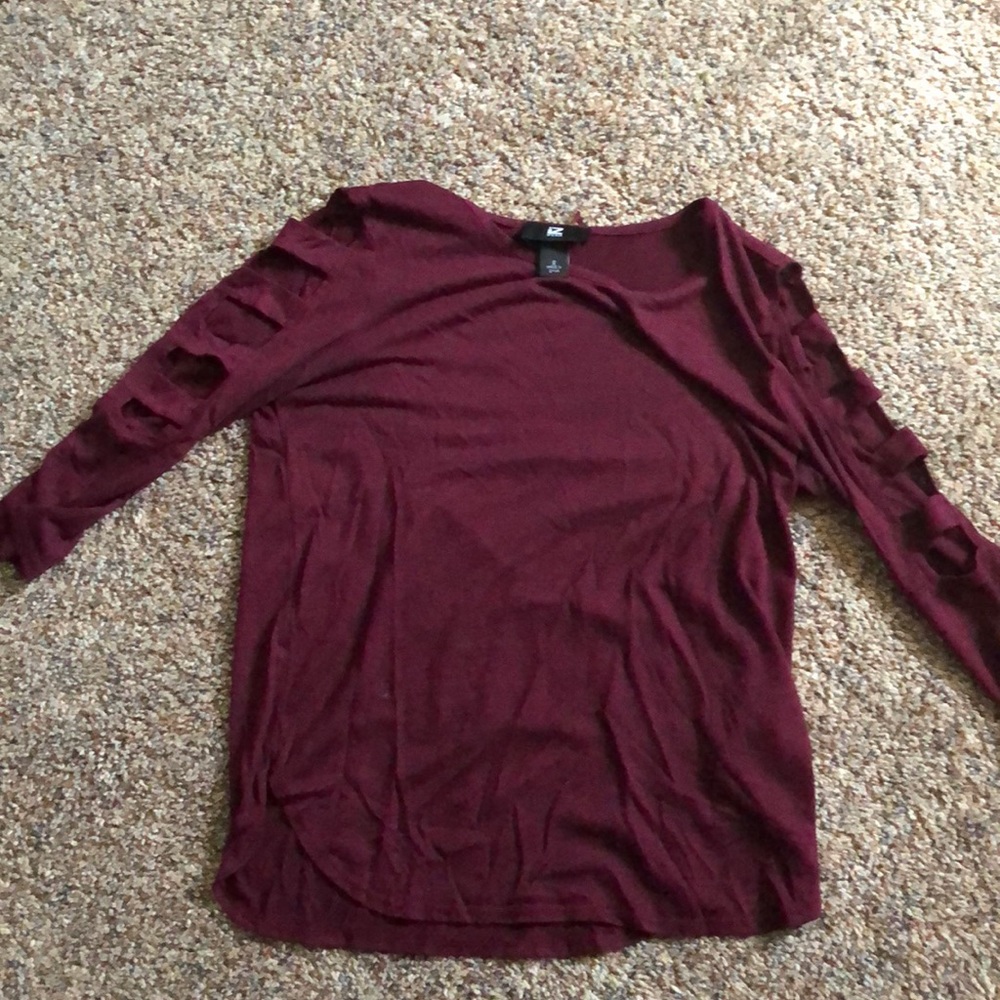 Maroon Mid length long sleeve shirt